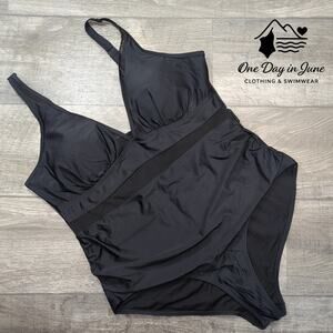 Charmleaks V Neck Mesh Accent One Piece Swimsuit Size 2XL